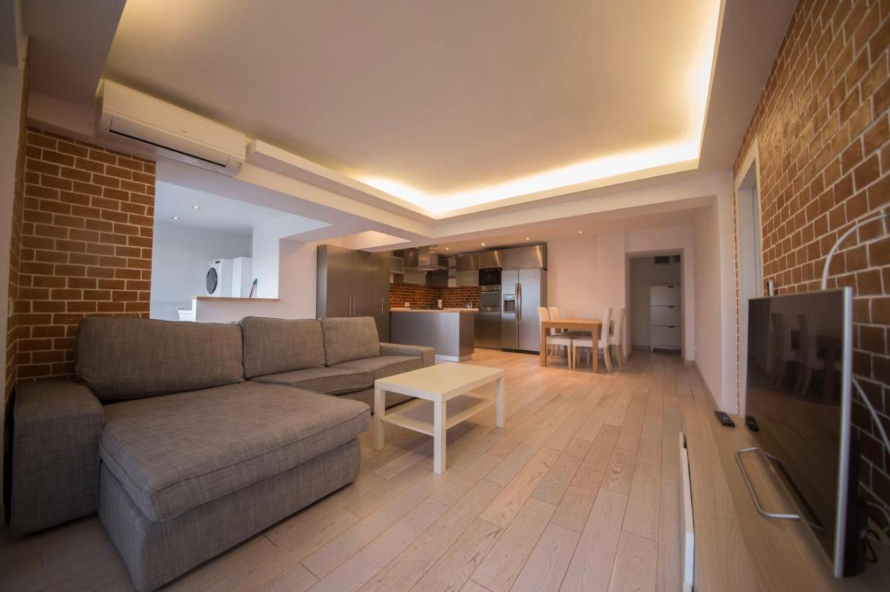 Unirii Center Apartments By Olala Homes Bukarest Exteriör bild